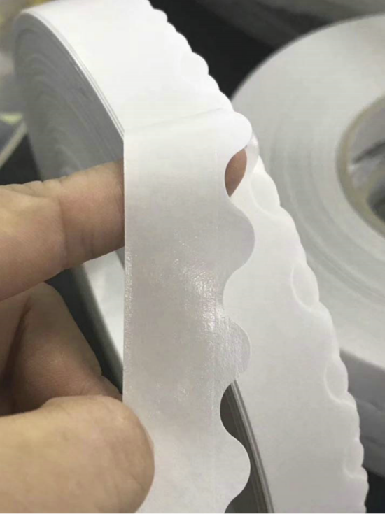 Двострана чипка лента